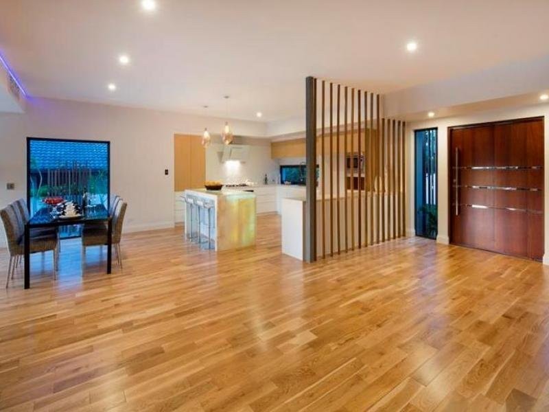 12 Neptune Court, Surfers Paradise QLD 4217
