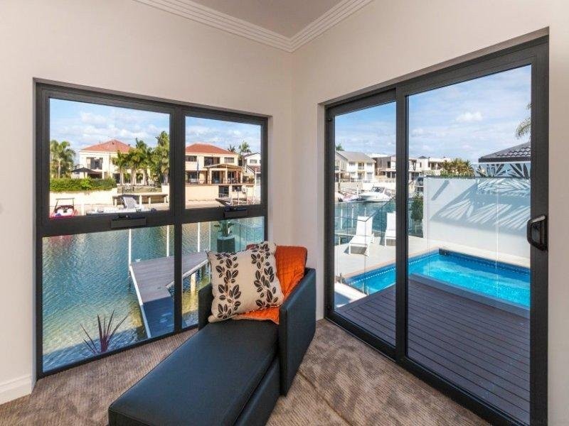 12 Neptune Court, Surfers Paradise QLD 4217