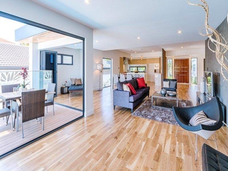 12 Neptune Court, Surfers Paradise QLD 4217