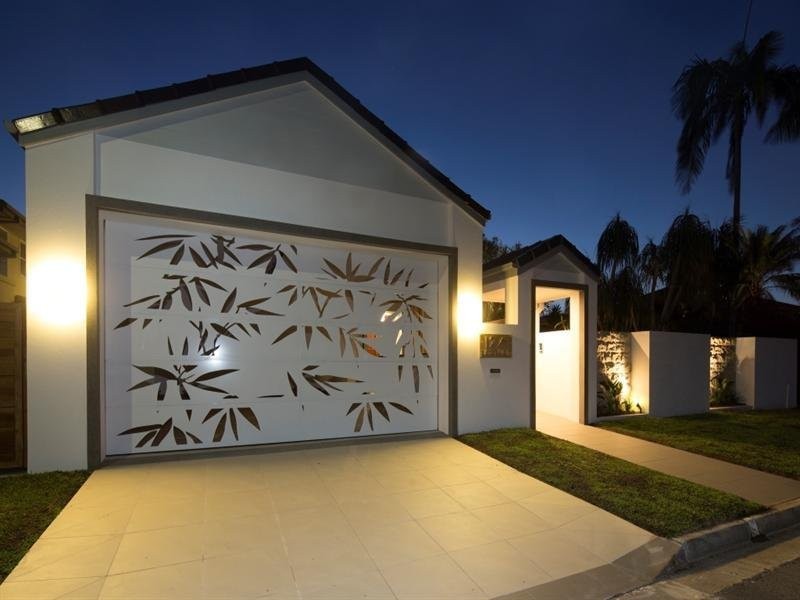 12 Neptune Court, Surfers Paradise QLD 4217