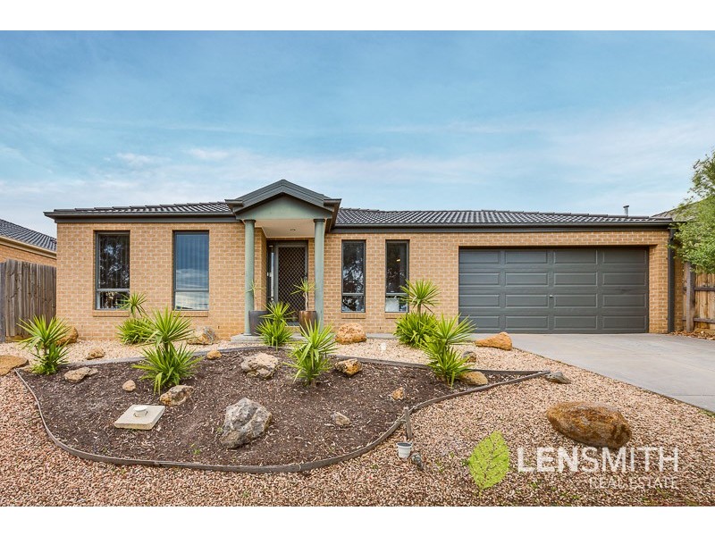 21 Lone Pine Square, Bacchus Marsh VIC 3340