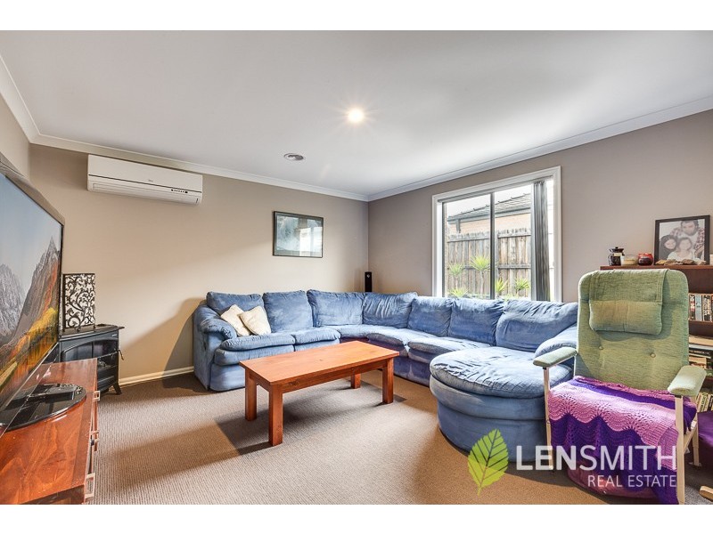 21 Lone Pine Square, Bacchus Marsh VIC 3340