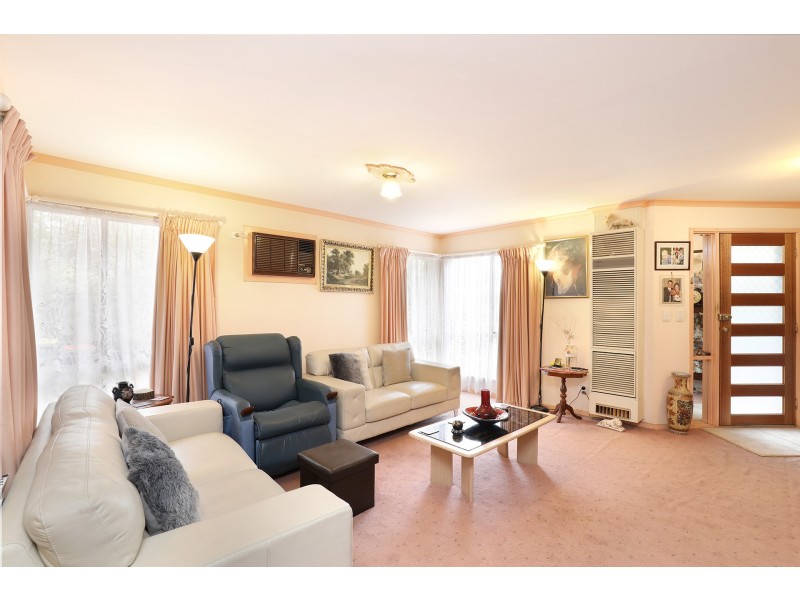 70 Holts Lane, Bacchus Marsh VIC 3340