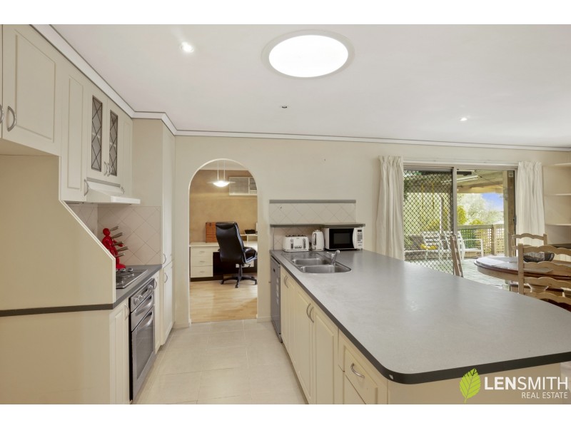 2 Pike Place, Bacchus Marsh VIC 3340
