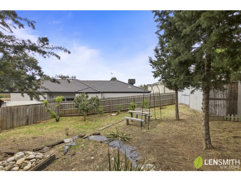 2 Pike Place, Bacchus Marsh VIC 3340