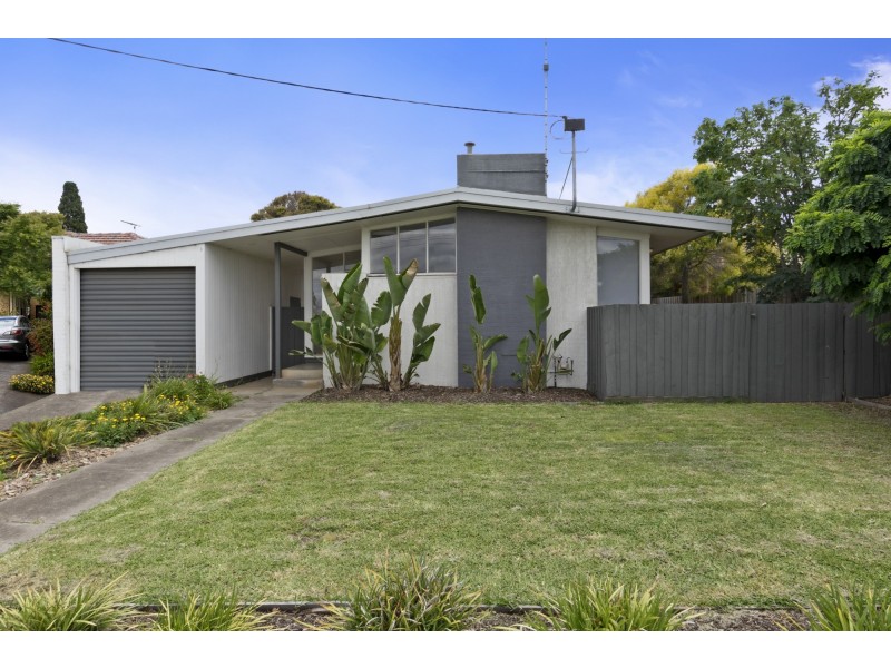 63 Gisborne Road, Bacchus Marsh VIC 3340