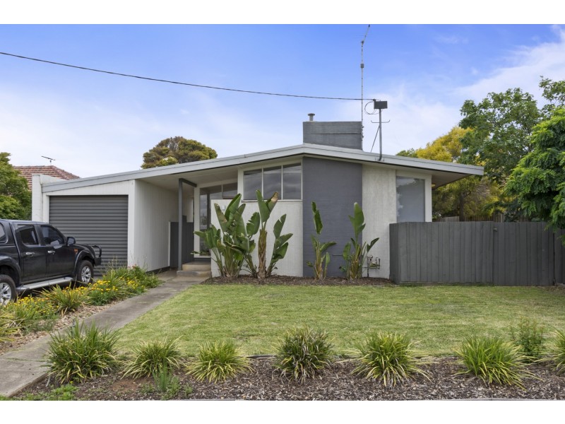 63 Gisborne Road, Bacchus Marsh VIC 3340