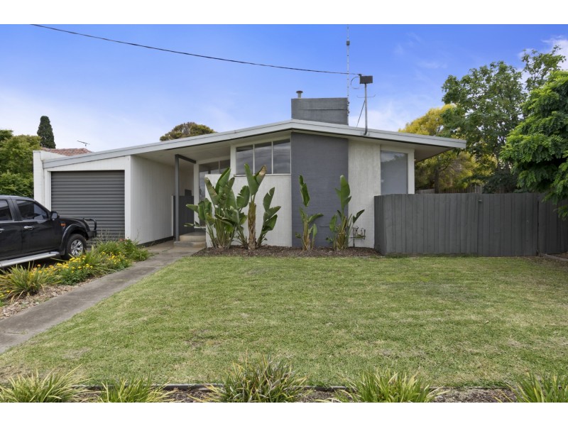 63 Gisborne Road, Bacchus Marsh VIC 3340