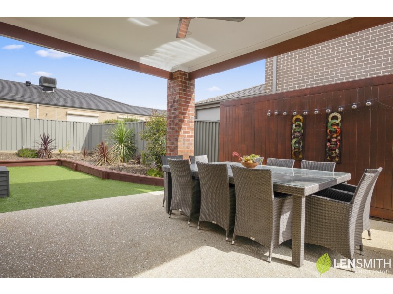 9 Mimulus Road, Bacchus Marsh VIC 3340