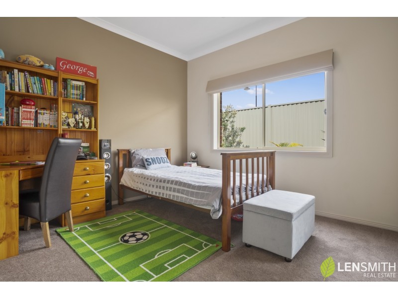 9 Mimulus Road, Bacchus Marsh VIC 3340