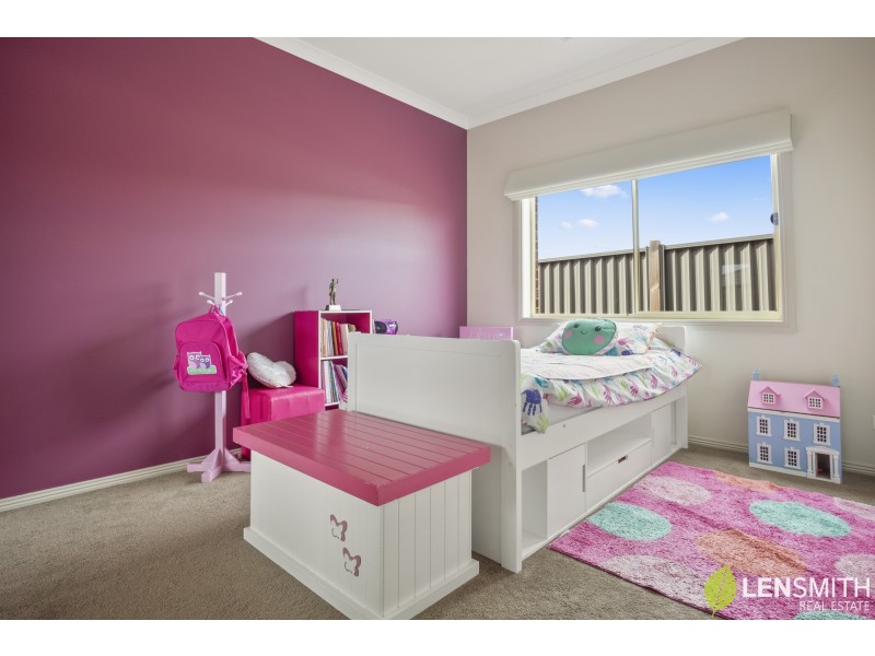 9 Mimulus Road, Bacchus Marsh VIC 3340