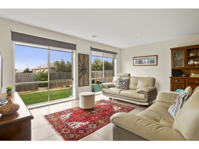 11 College  Square, Bacchus Marsh VIC 3340