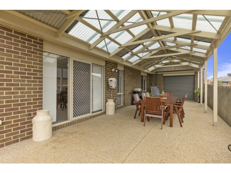 11 College  Square, Bacchus Marsh VIC 3340