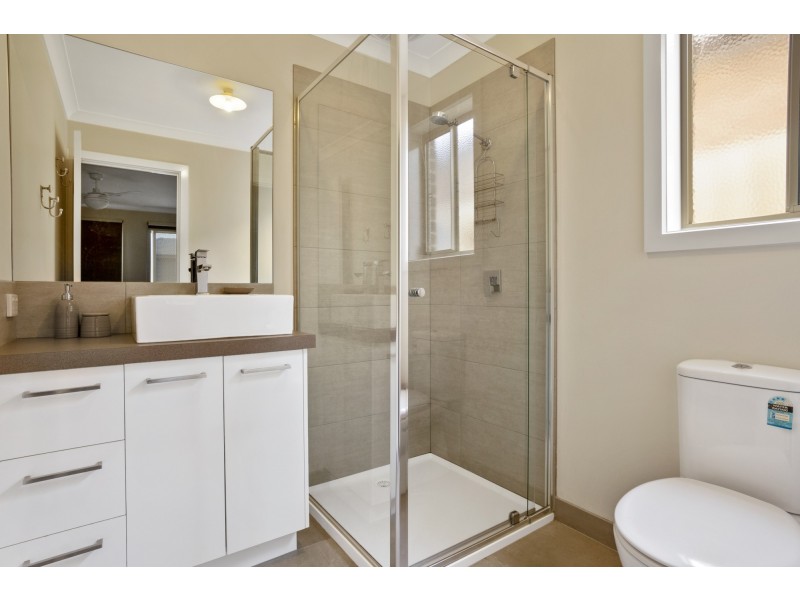 11 College  Square, Bacchus Marsh VIC 3340