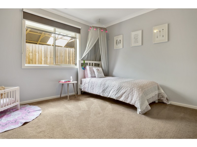 11 College  Square, Bacchus Marsh VIC 3340