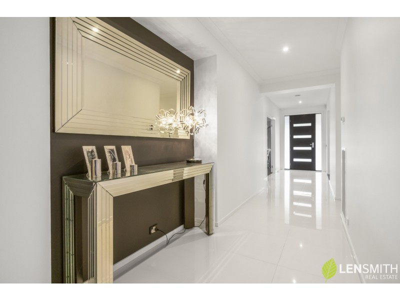 6 Iredell Court, Bacchus Marsh VIC 3340