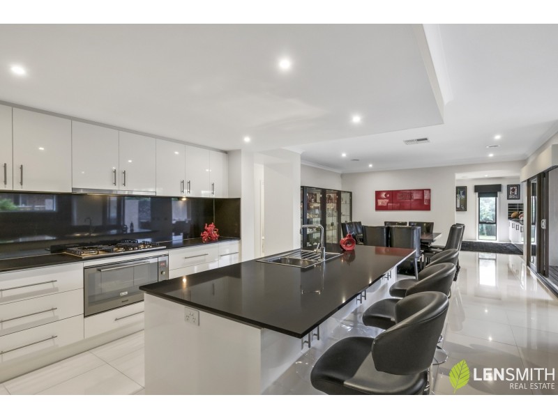 6 Iredell Court, Bacchus Marsh VIC 3340