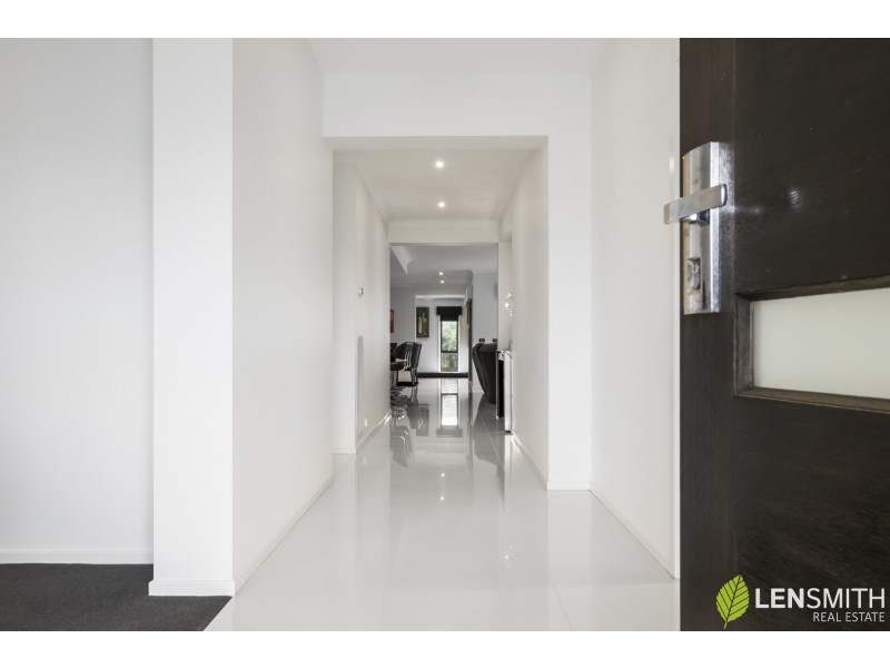 6 Iredell Court, Bacchus Marsh VIC 3340