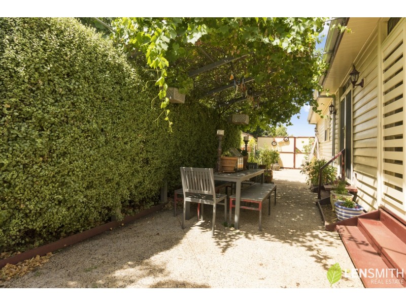 17 George Street, Bacchus Marsh VIC 3340