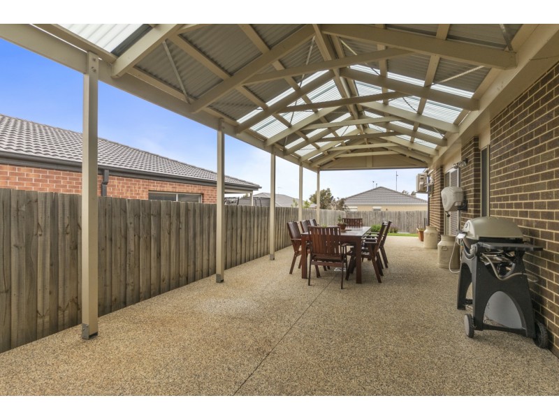 11 College  Square, Bacchus Marsh VIC 3340