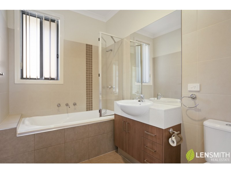 2/10 Fredrick Street, Darley VIC 3340