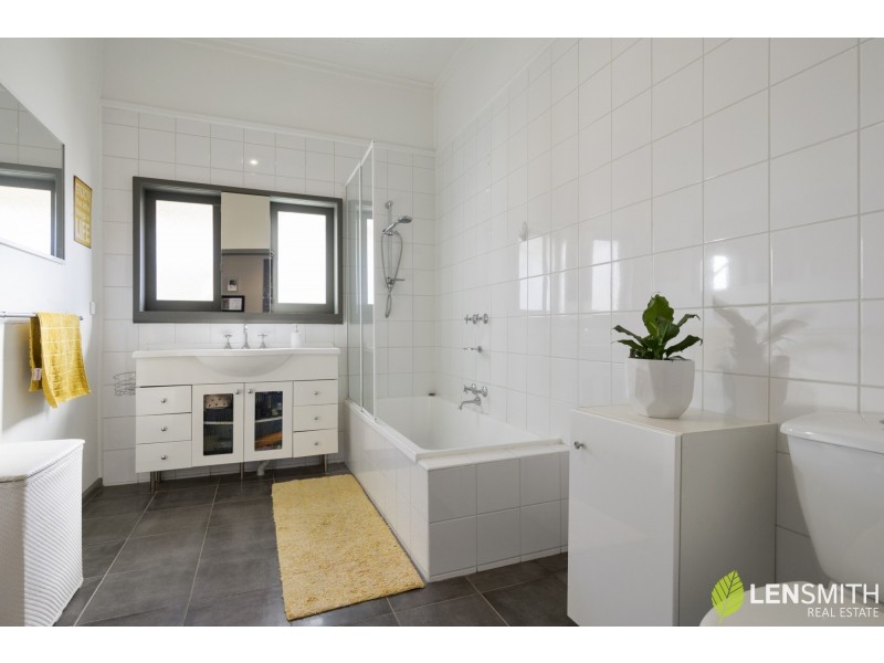 34 Labilliere Street, Maddingley VIC 3340