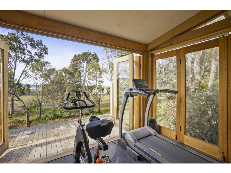 331 Swans Road, Darley VIC 3340