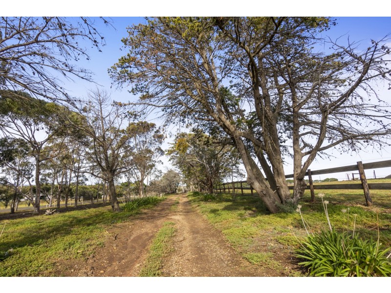 331 Swans Road, Darley VIC 3340