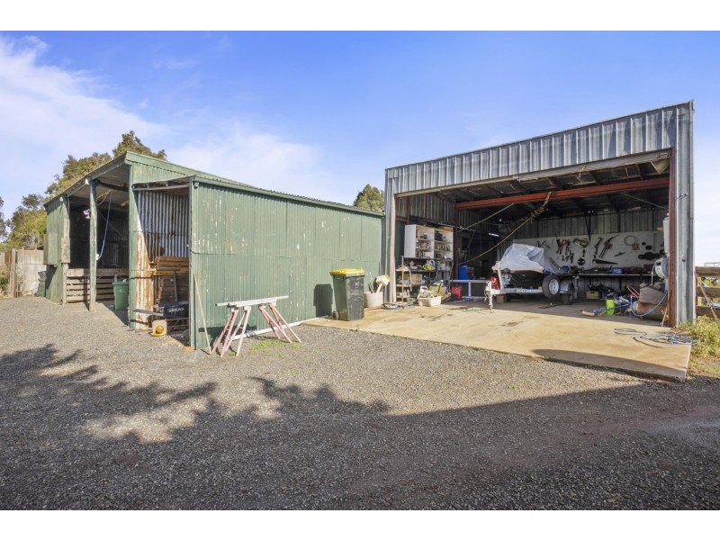 331 Swans Road, Darley VIC 3340