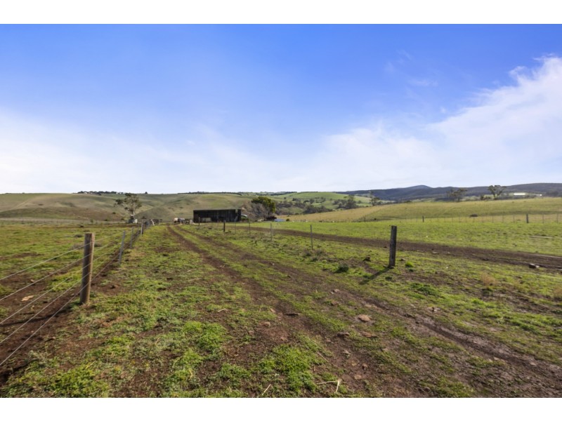 331 Swans Road, Darley VIC 3340