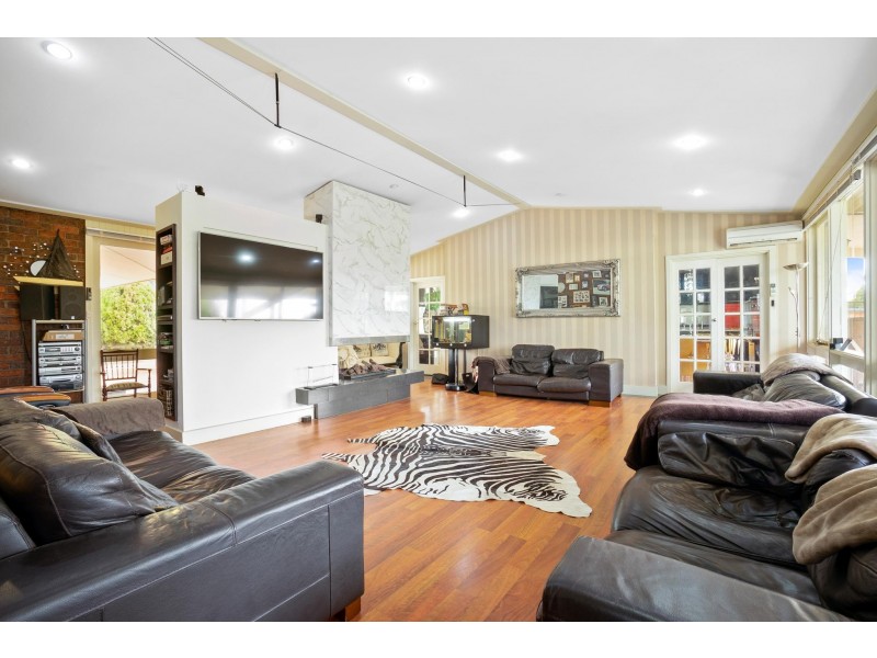 331 Swans Road, Darley VIC 3340