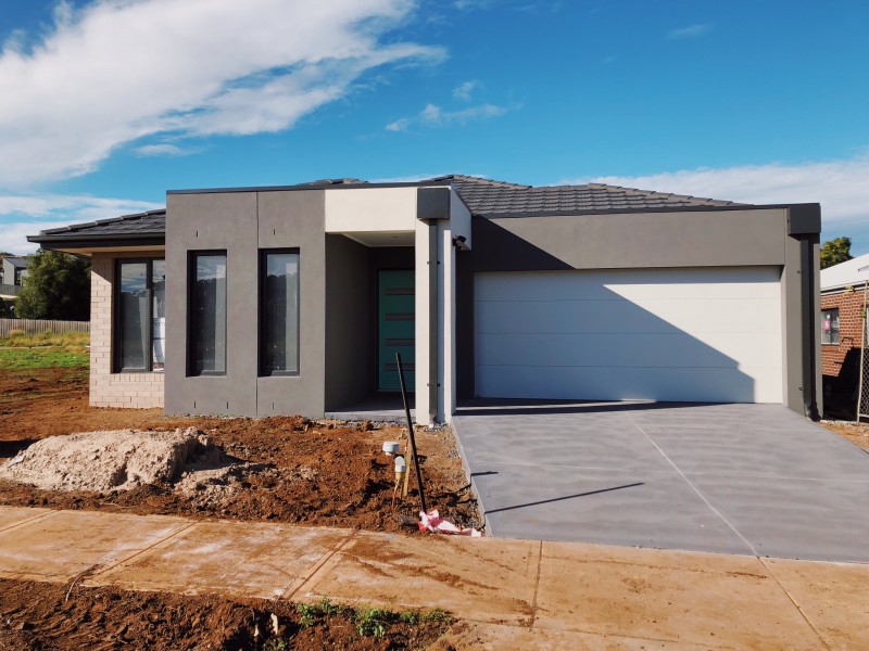 26 Canterbury Drive, Bacchus Marsh VIC 3340