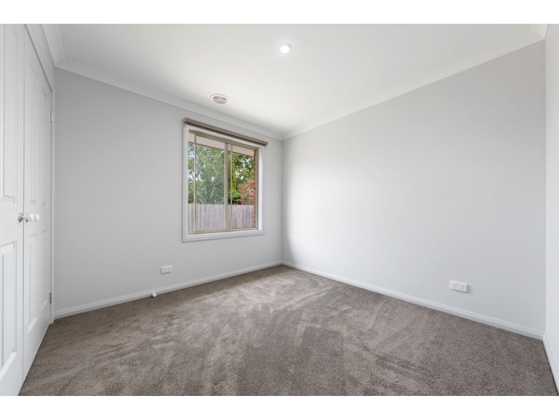 2/4 Napier Street, Bacchus Marsh VIC 3340