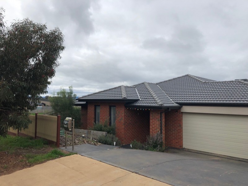 103 Burbidge Drive, Bacchus Marsh VIC 3340
