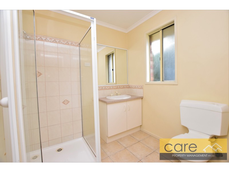 8 The Glade, Hampton Park VIC 3976