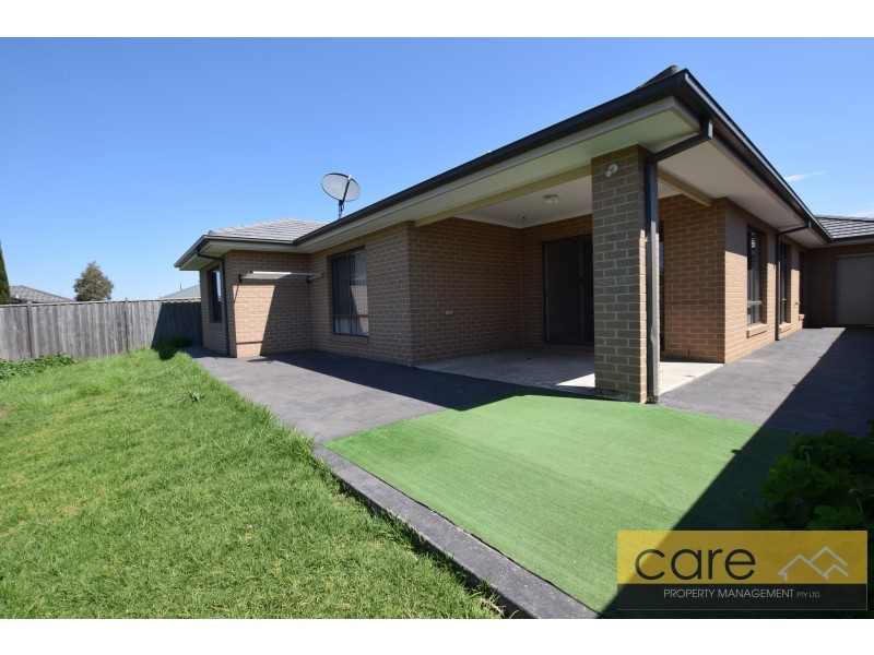 38 Peridot Avenue, Officer VIC 3809