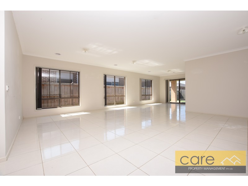 38 Peridot Avenue, Officer VIC 3809