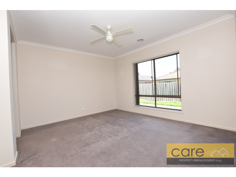 38 Peridot Avenue, Officer VIC 3809