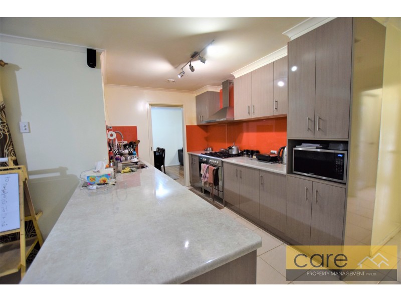 61 Pound Road, Hampton Park VIC 3976