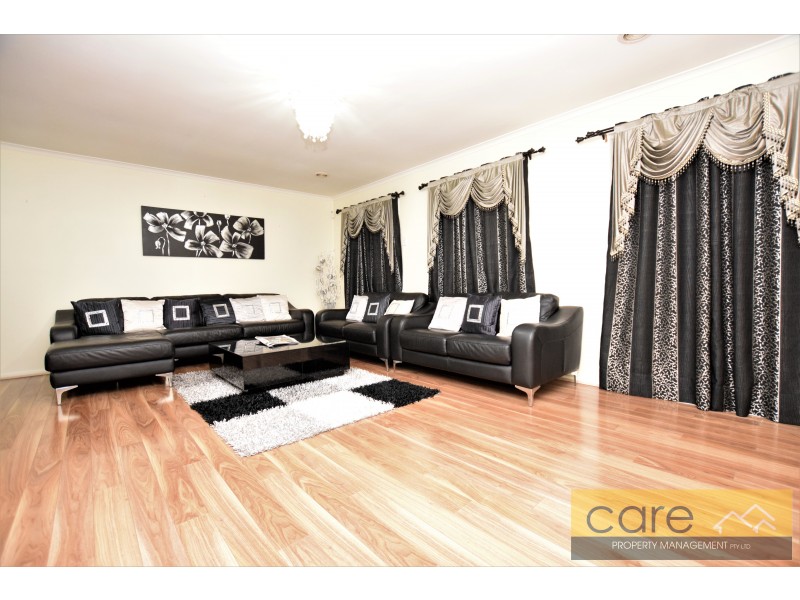 61 Pound Road, Hampton Park VIC 3976