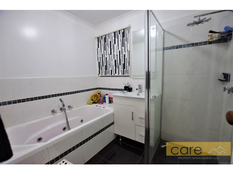 61 Pound Road, Hampton Park VIC 3976