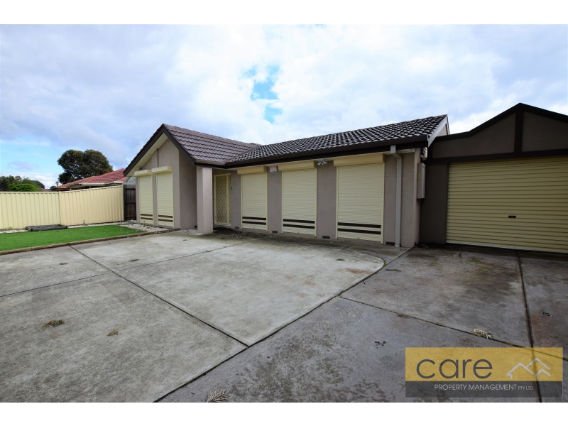 61 Pound Road, Hampton Park VIC 3976