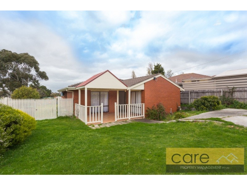 53 Michelle Drive, Hampton Park VIC 3976
