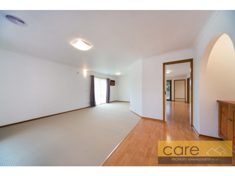 53 Michelle Drive, Hampton Park VIC 3976