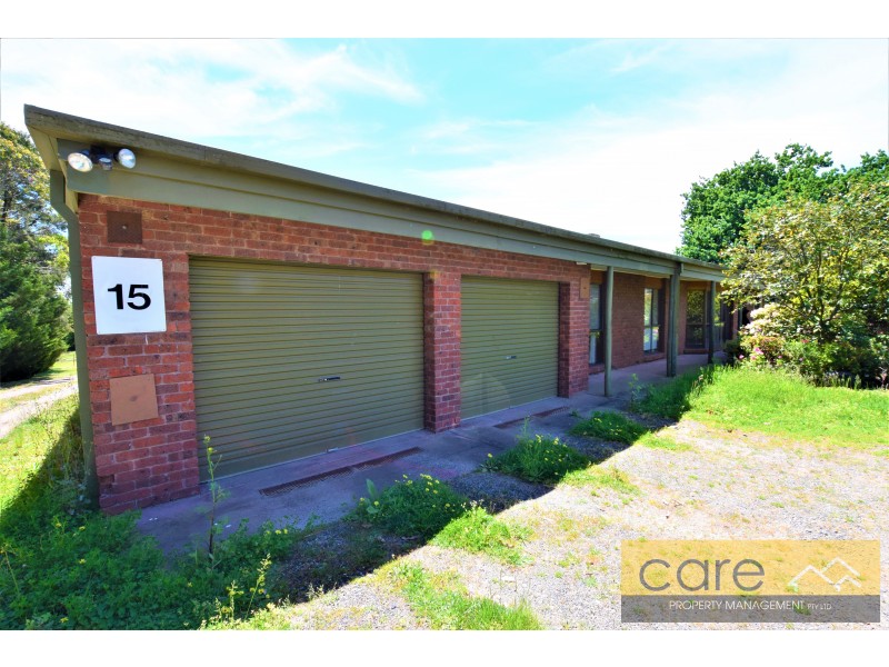 185 POUND ROAD, Hampton Park VIC 3976