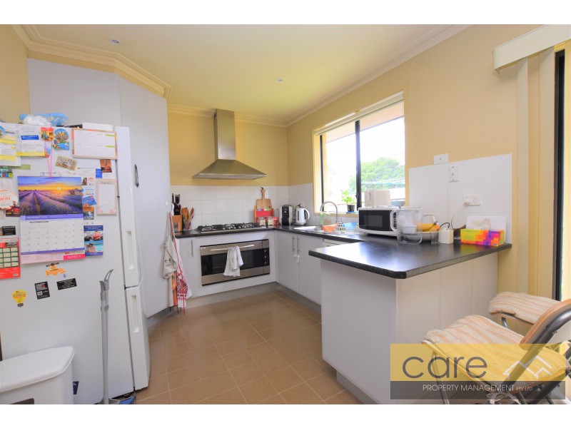 2/73 Somerville Road, Hampton Park VIC 3976