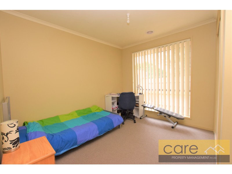 2/73 Somerville Road, Hampton Park VIC 3976