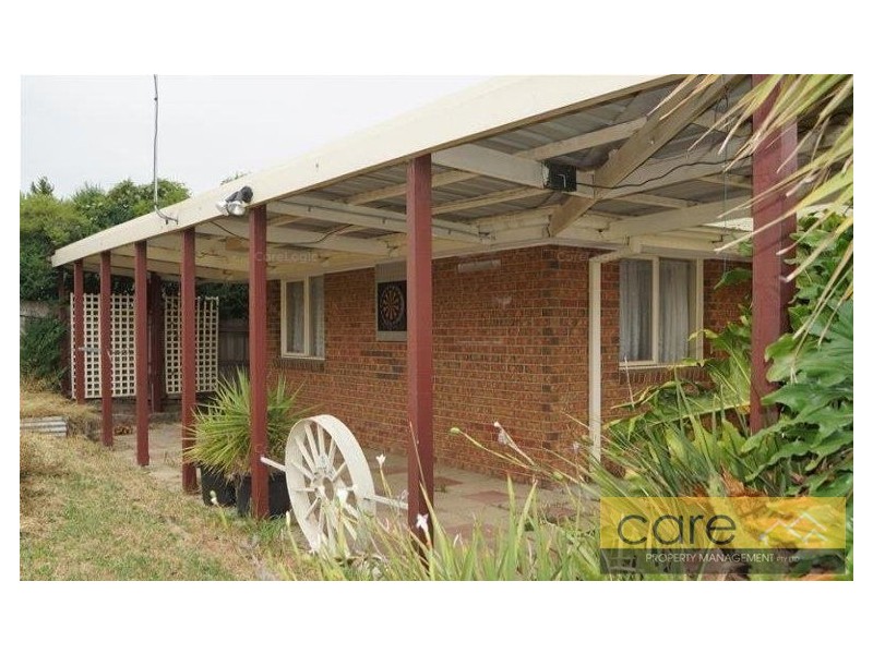 4 FULHAM CLOSE, Hampton Park VIC 3976