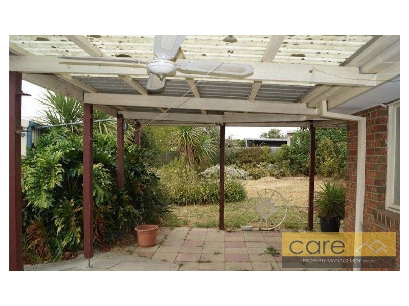 4 FULHAM CLOSE, Hampton Park VIC 3976