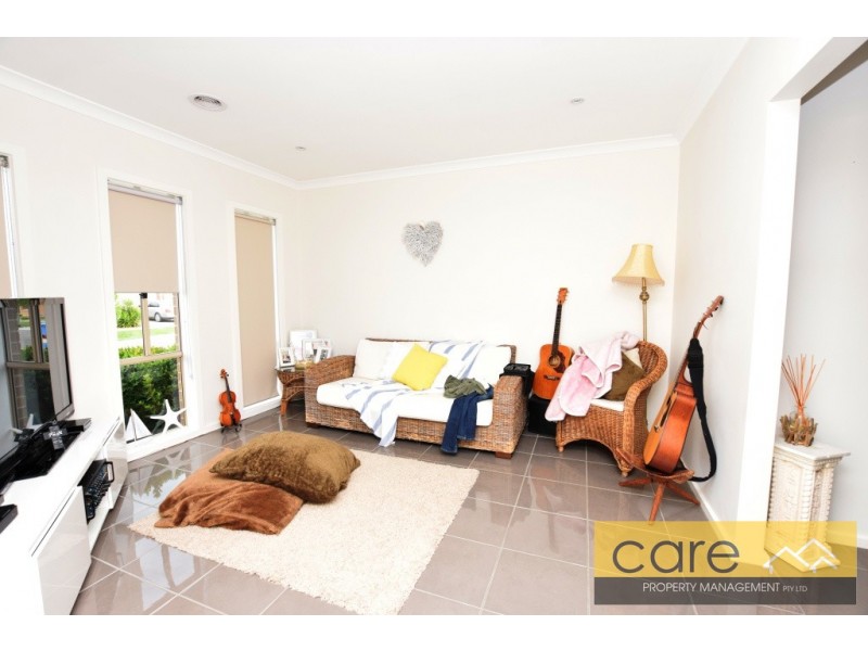 6 Rahni Close, Narre Warren VIC 3805